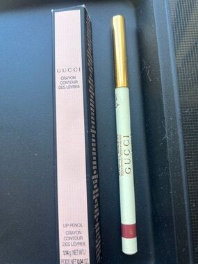 Gucci Lip Pencil -tender 02